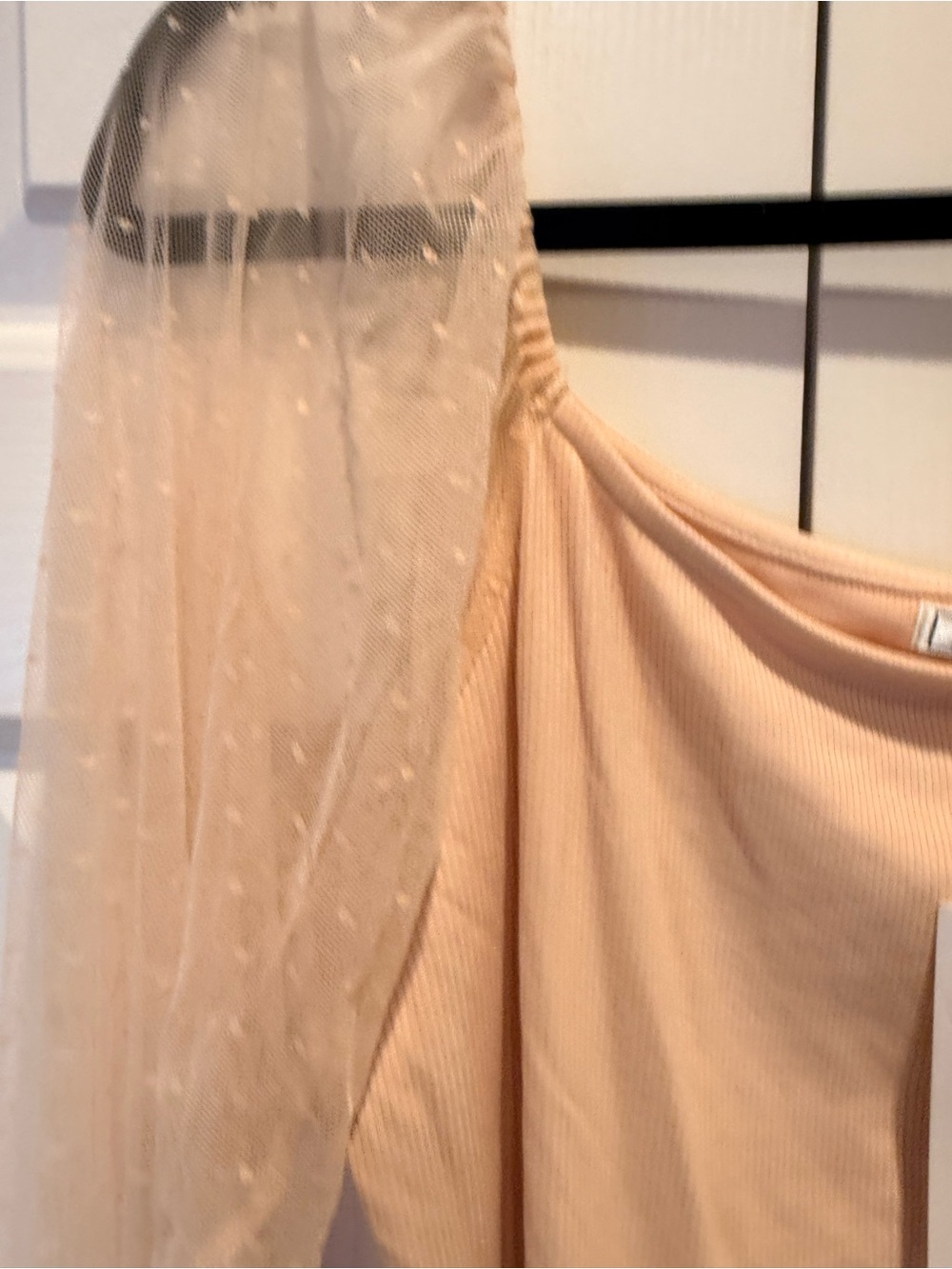Soft Ribbed Top by Dorose in Peach Sheer Puff Sleeves - Picture 4 of 6